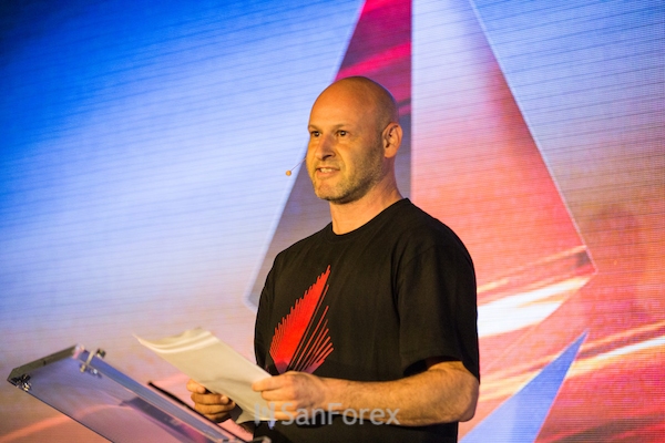 Joseph Lubin cũng đóng vai trò quan trọng trong việc định hình Web3