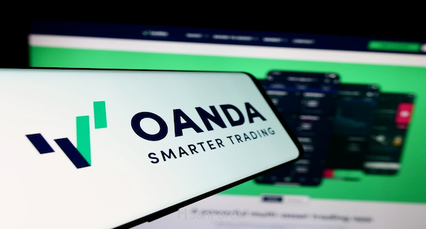 Sàn giao dịch OANDA nổi bật với tỷ giá cạnh tranh và nền tảng giao dịch linh hoạt